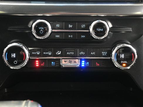 Used 2021 Ford F150 Lariat image 22