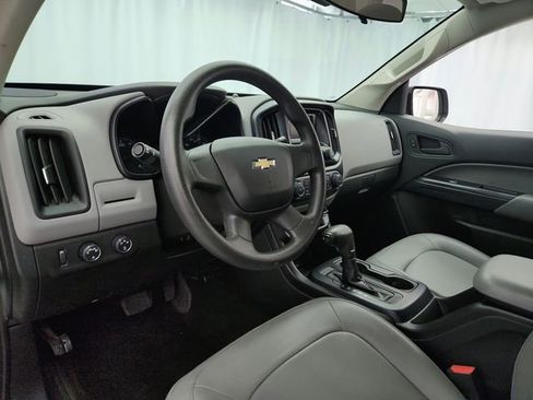 Used 2016 Chevrolet Colorado W/T AWD/4WD image 9
