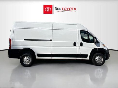 Used 2023 RAM ProMaster 2500 image 2