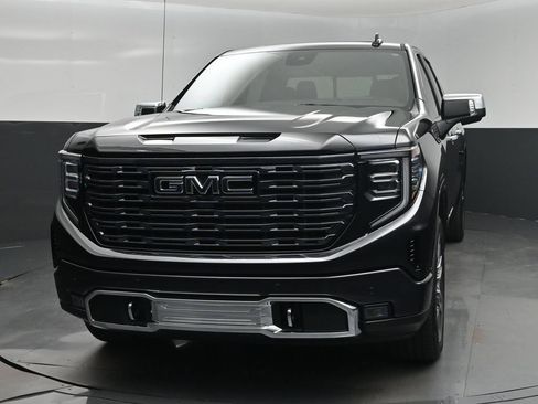 Used 2026 GMC Sierra 1500 Denali Ultimate AWD/4WD image 6