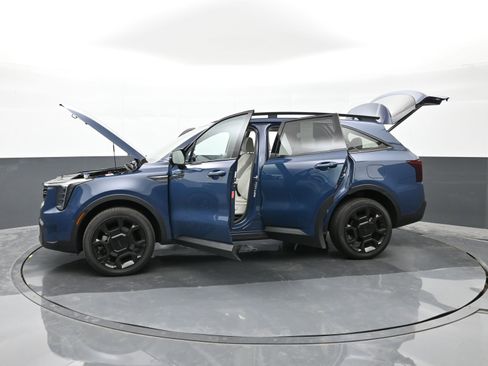 Used 2025 Kia Sorento SX image 51