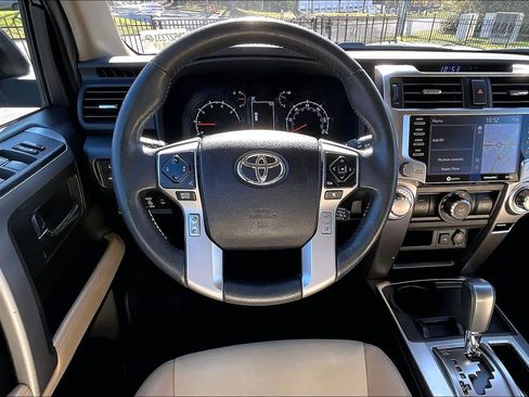 Used 2022 Toyota 4Runner SR5 Premium w/ Moonroof Package image 12