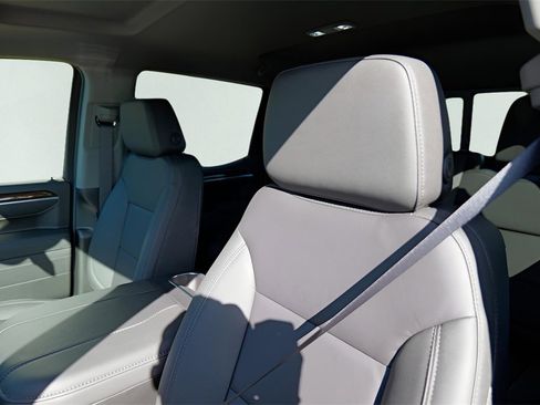 New 2026 GMC Sierra 1500 Elevation w/ Elevation Premium Package image 10