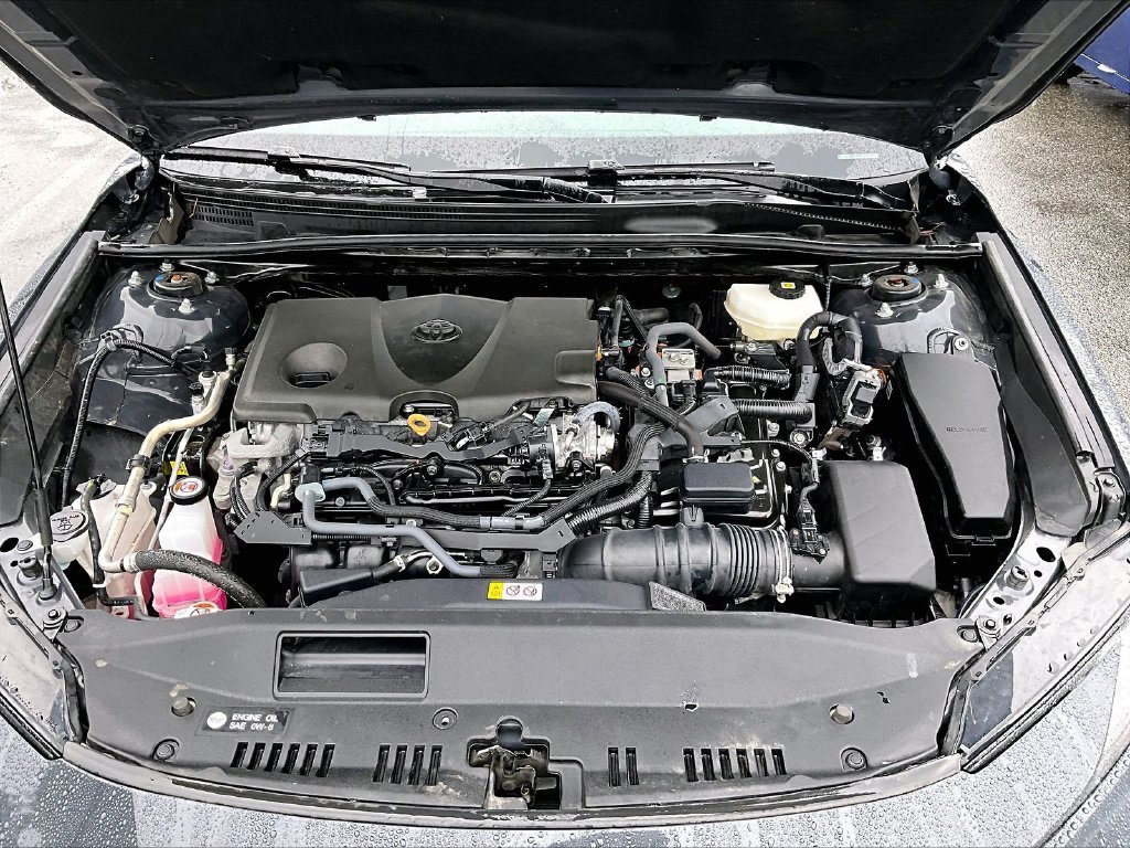 Used 2025 Toyota Camry SE FWD image 30