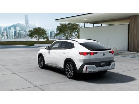 New 2026 BMW X2 xDrive28i w/ Technology Package AWD/4WD image 2