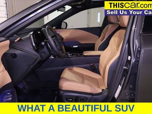 Used 2025 Lexus RX 350 w/ Convenience Package AWD/4WD image 11