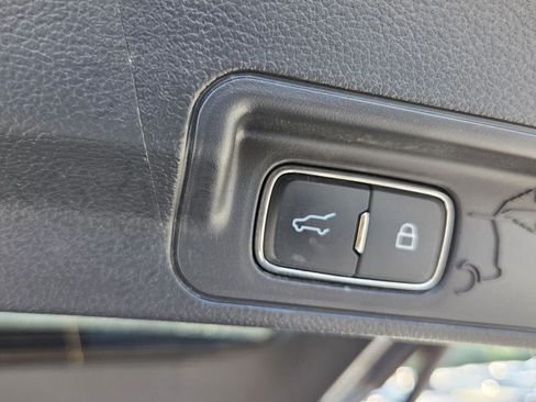 Used 2025 Ford Explorer ST-Line AWD/4WD image 12