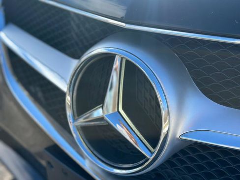 Used 2014 Mercedes-Benz E 350 4MATIC Coupe image 10