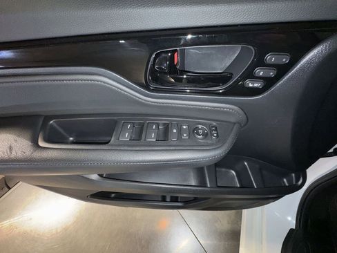 Used 2023 Honda Odyssey Touring image 19