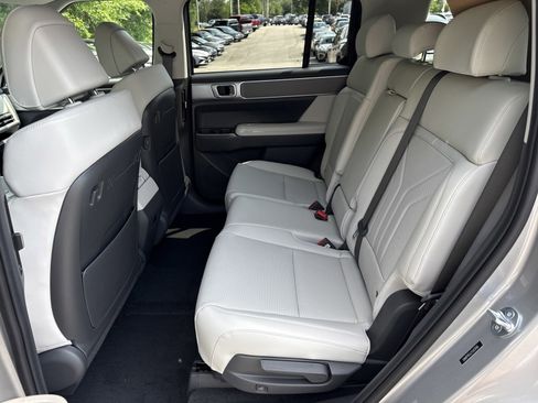 New 2026 Hyundai Santa Fe SEL FWD image 12