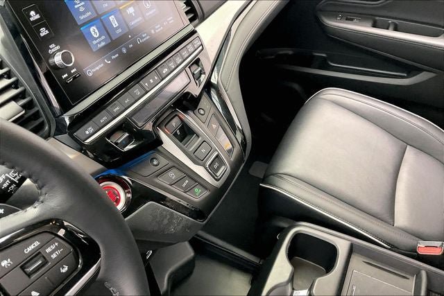 Certified 2025 Honda Odyssey Touring image 16