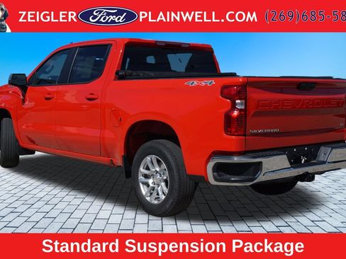 Used 2024 Chevrolet Silverado 1500 LT AWD/4WD image 3