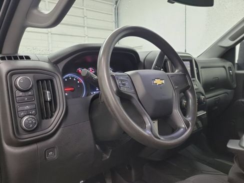 Used 2021 Chevrolet Silverado 2500 Custom w/ Custom Value Package AWD/4WD image 17