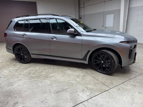 New 2026 BMW X7 xDrive40i w/ M Sport Package image 6
