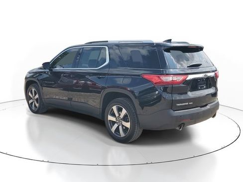 Used 2018 Chevrolet Traverse LT w/ LPO, Floor Liner Package AWD/4WD image 3
