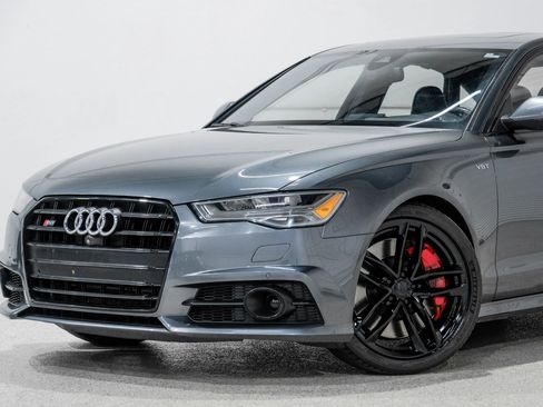 Used 2018 Audi S6 Prestige image 10