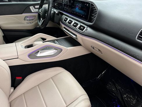 Certified 2022 Mercedes-Benz GLE 350 w/ Premium Package image 12