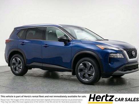 Used 2025 Nissan Rogue SV image 1