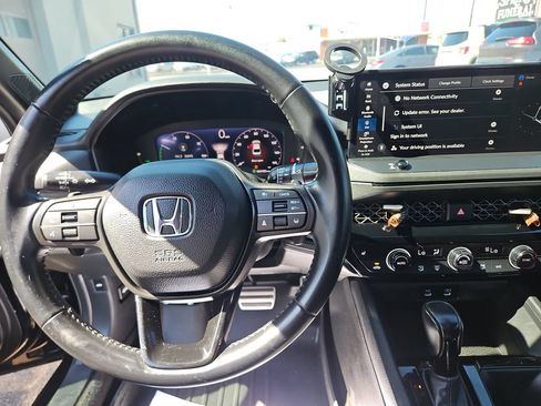 Used 2023 Honda Accord Sport image 14