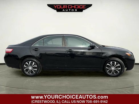 Used 2009 Toyota Camry LE image 6