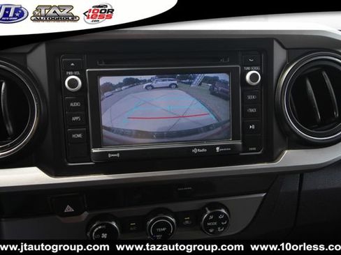 Used 2018 Toyota Tacoma SR5 RWD image 18