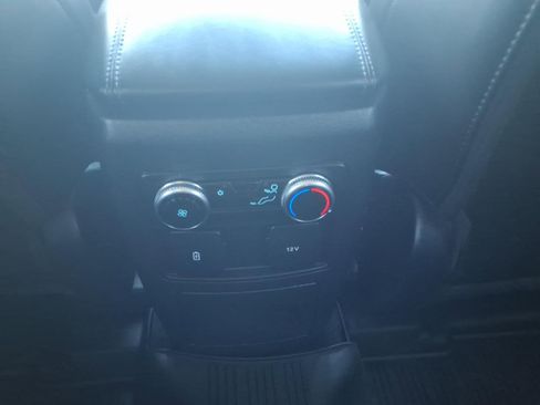 Certified 2023 Ford Explorer XLT w/ Equipment Group 202A RWD image 19