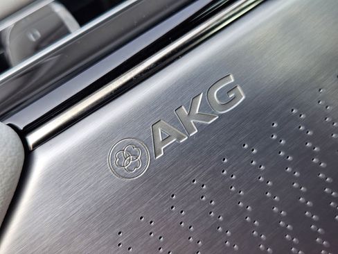 New 2025 Cadillac Lyriq Sport image 23