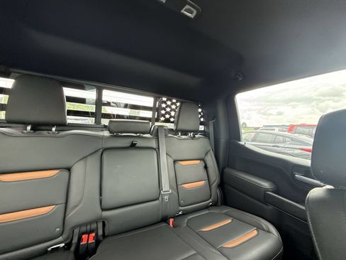 Used 2020 GMC Sierra 1500 AT4 w/ AT4 Premium Package AWD/4WD image 32