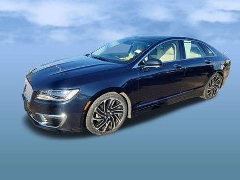 Used 2020 Lincoln MKZ Reserve w/ Luxury Package image 3