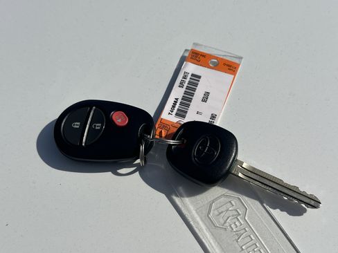 Used 2017 Toyota Sequoia SR5 w/ Premium Package image 37