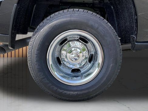 New 2026 RAM 3500 Tradesman AWD/4WD image 35