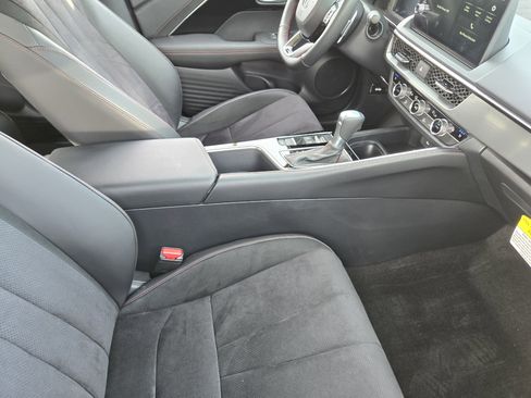 Certified 2025 Acura ADX A-Spec image 15