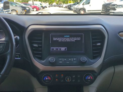 Used 2017 GMC Acadia Denali w/ Technology Package FWD image 20