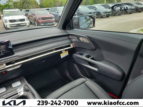 New 2027 Kia Telluride S AWD/4WD image 18