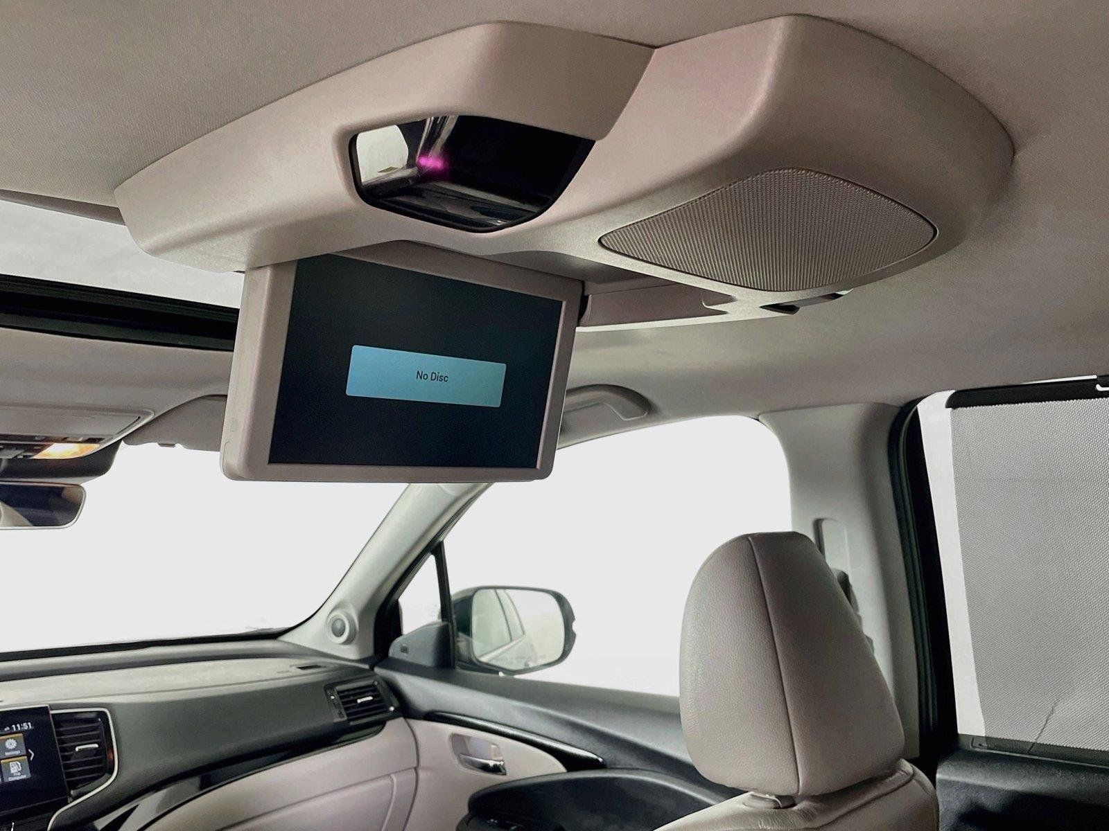 Used 2021 Honda Pilot Touring image 30