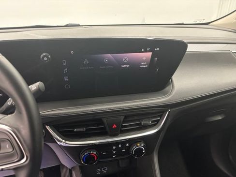 Used 2025 Buick Encore GX Preferred FWD image 26