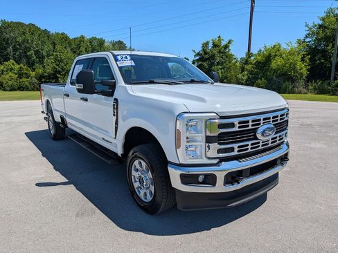 Certified 2024 Ford F250 XLT AWD/4WD image 2