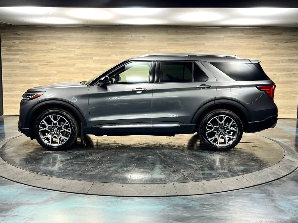 Used 2025 Ford Explorer Platinum w/ Ultimate Package AWD/4WD image 25