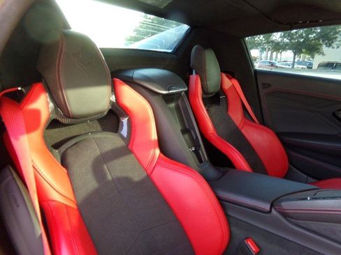 Used 2024 Chevrolet Corvette Z06 RWD image 31