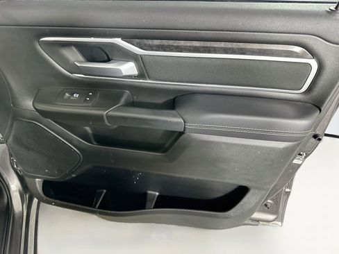 Used 2023 RAM 1500 Big Horn AWD/4WD image 30