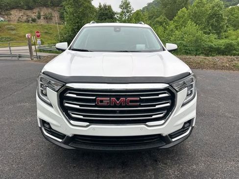 Used 2022 GMC Terrain SLT w/ Tech Package AWD/4WD image 7