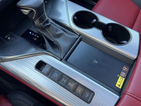 Used 2024 Lexus LX 600 F Sport image 20