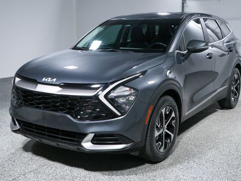 Used 2023 Kia Sportage EX FWD image 30