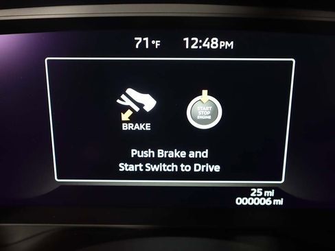 New 2025 Mitsubishi Outlander SE image 41