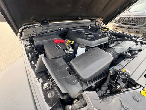 Used 2022 Jeep Wrangler Unlimited Sport w/ Sun And Sound Package AWD/4WD image 31