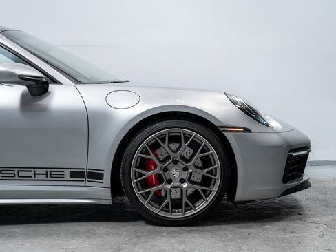 Used 2024 Porsche 911 Carrera S image 43