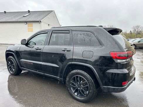 Used 2021 Jeep Grand Cherokee Trailhawk w/ Trailhawk Luxury Group AWD/4WD image 16