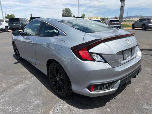 Used 2019 Honda Civic Sport image 6