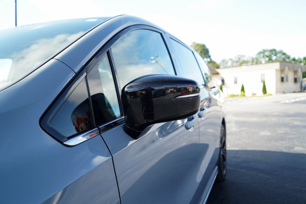 Used 2025 Honda Odyssey Sport-L image 23
