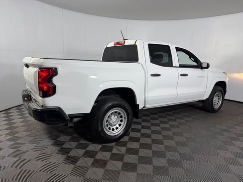 Used 2023 Chevrolet Colorado W/T RWD image 5